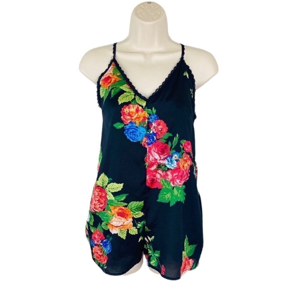 Honey Punch black pink floral romper size small